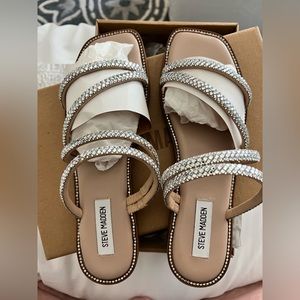 Steve Madden Starie Sandal NIB, Silver Metallic; size 9.5